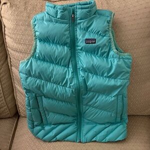 Patagonia Aqua Blue Quilted Vest. Kids size 12. EUC